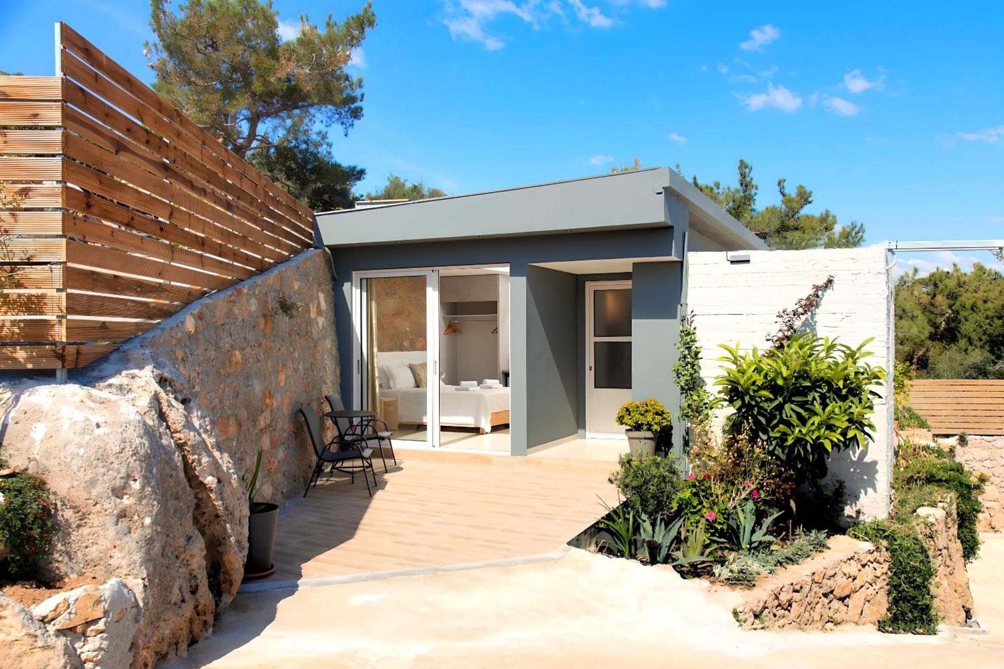 Villa Canes Heated Pool Vathí